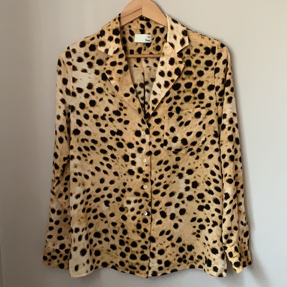 Aritzia Wilfred Free Cheetah Print Button Up Small - Picture 4 of 8